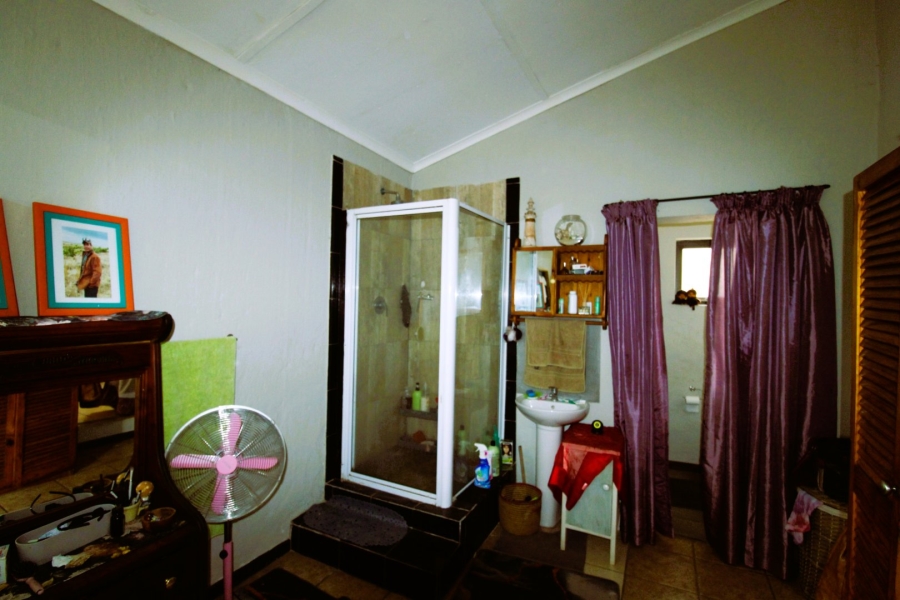 To Let 6 Bedroom Property for Rent in Gonubie Eastern Cape